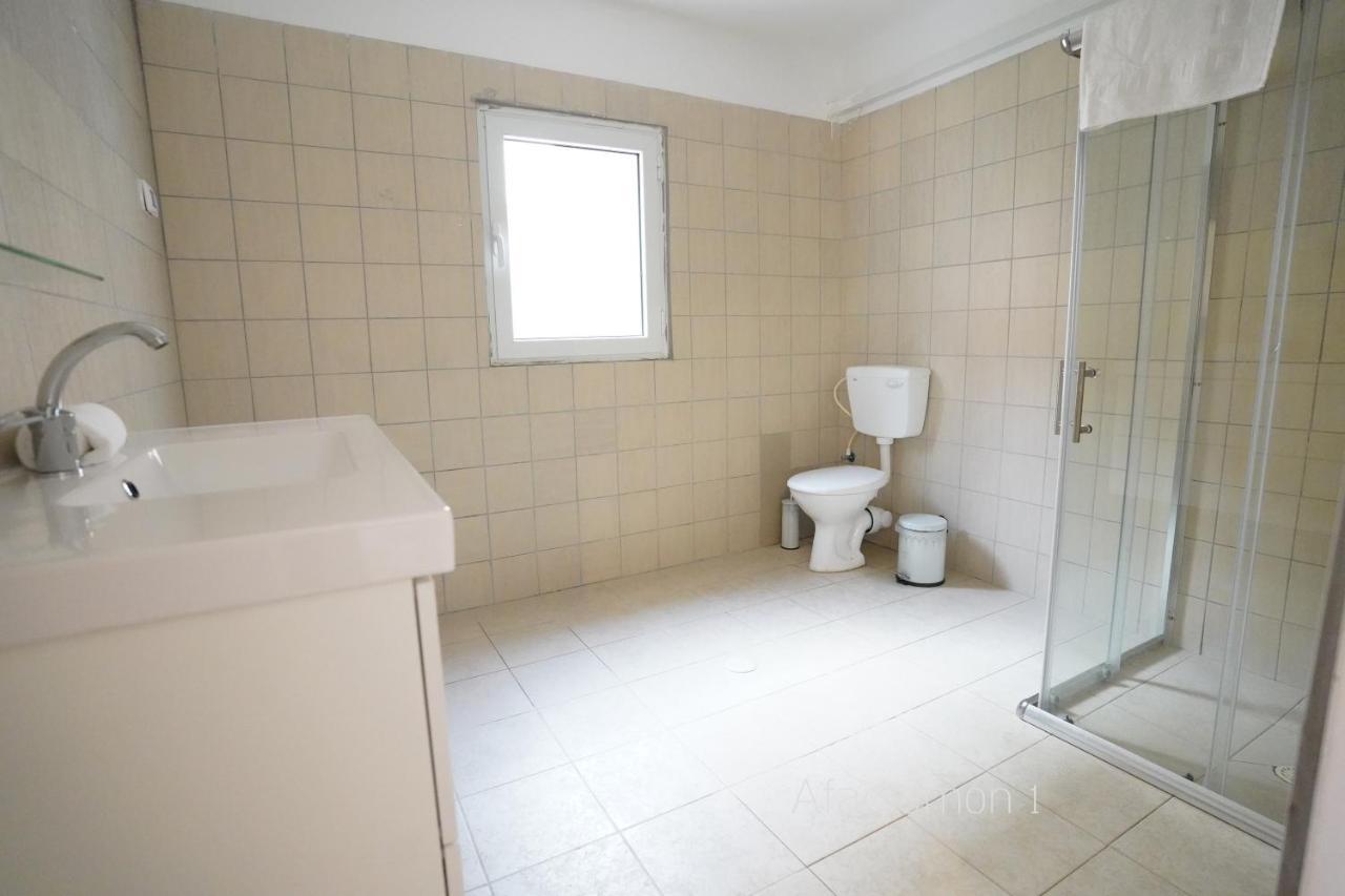Yalarent Afarsemon Apartments With Pool - For Families & Couples Ейлат Екстер'єр фото