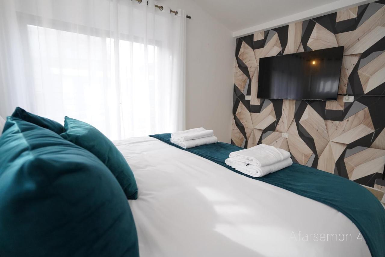 Yalarent Afarsemon Apartments With Pool - For Families & Couples Ейлат Екстер'єр фото